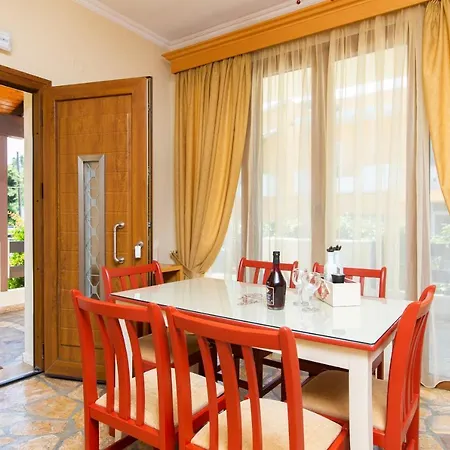 Medusa's * Acharavi (Corfu)