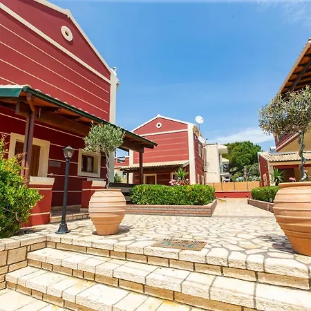 Medusa's Vila Acharavi (Corfu)